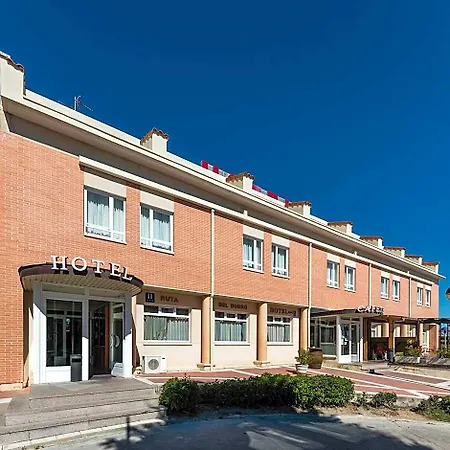 Hotel Ruta Del Duero 3*