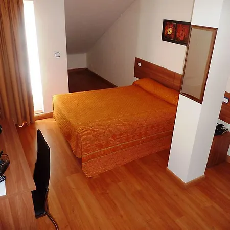 Ruta Del Duero ホテル 3*