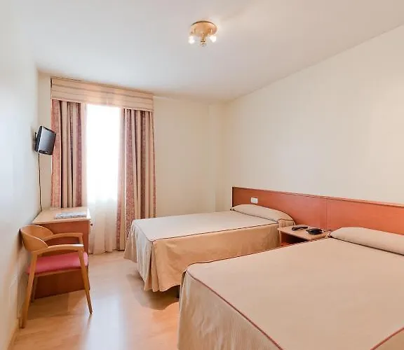 Отель Ruta Del Duero Ла-Систернига