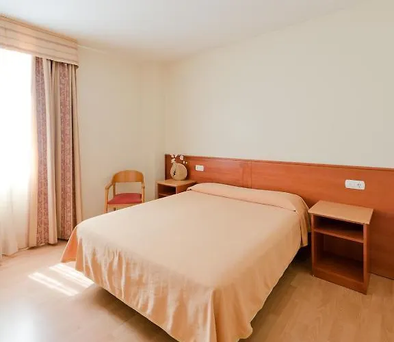 Ruta Del Duero Hotel 3*